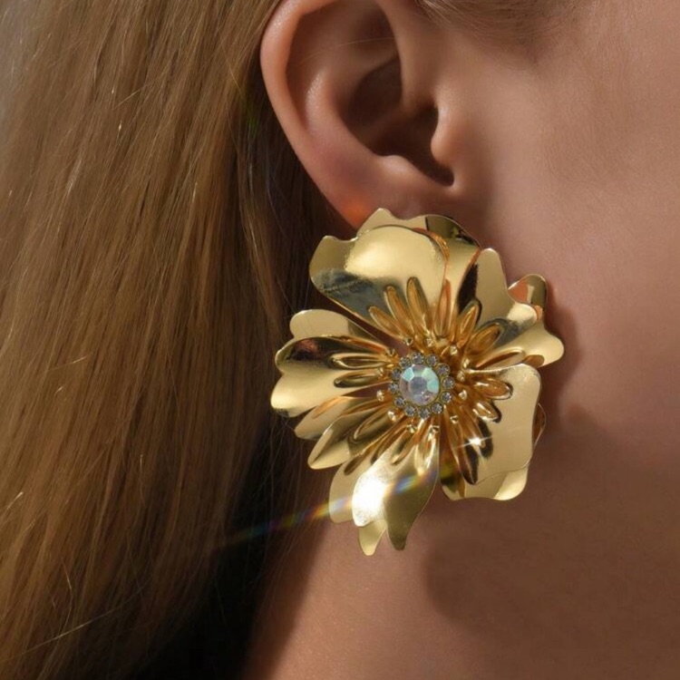 18k Gold Plated Floral Earrings With Accent New